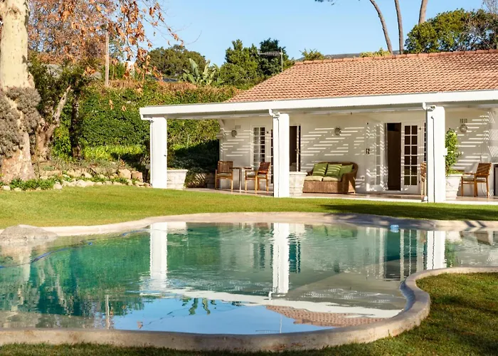 Beluga Of Constantia Guest House